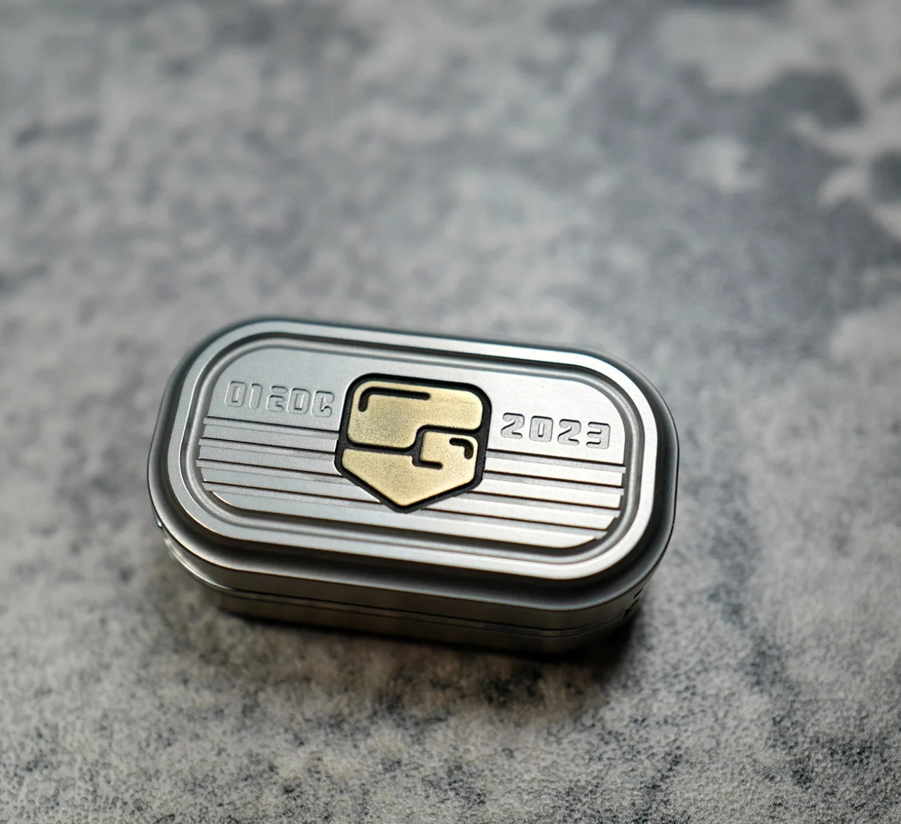 01EDC x JRB Slider