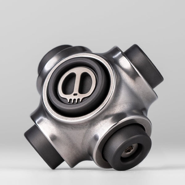 001_lautie-fidget-spinner-x-bone-stainless-steel-zirconium-40000159809832.jpg