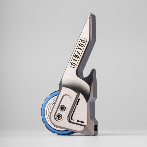 002_01edc-multi-tool-mclaren-crowbar-40405383676200.jpg