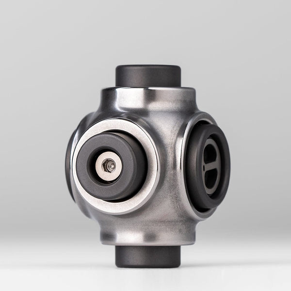 002_lautie-fidget-spinner-x-bone-40000159842600.jpg