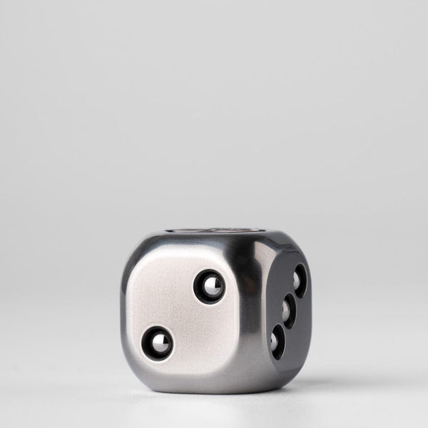 003_lautie-pendants-warrior-monk-metal-dice-stainless-steel-copper-43338475241768.jpg