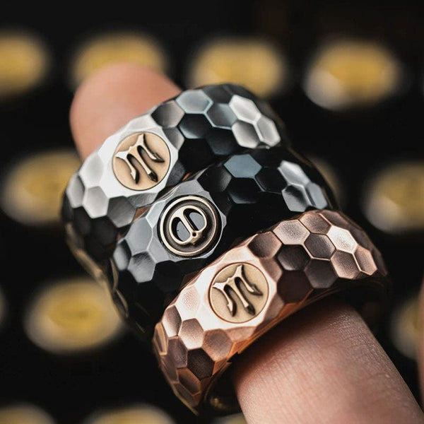 005_lautie--mechanic-thorns-ring-spinner-47449743196456.jpg