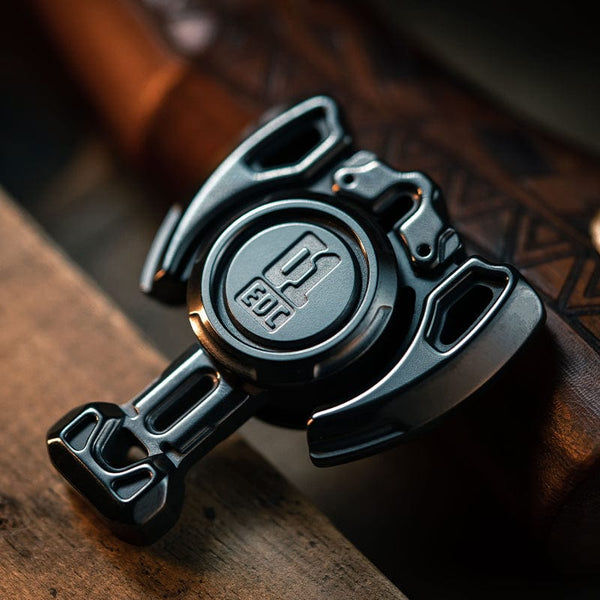 006_01edc-fidget-spinner-holy-axe-polished-zirconium-40323622011176.jpg