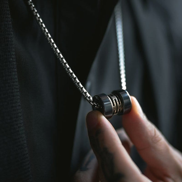 006_lautie-pendants-capacitor-pendant-46210407366952.jpg